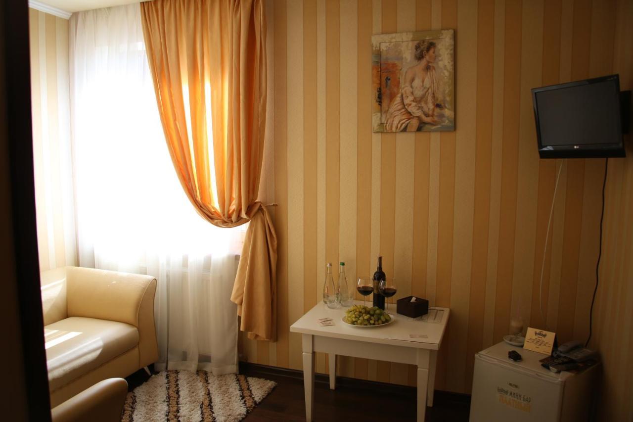 Берлога Charkov Exteriér fotografie